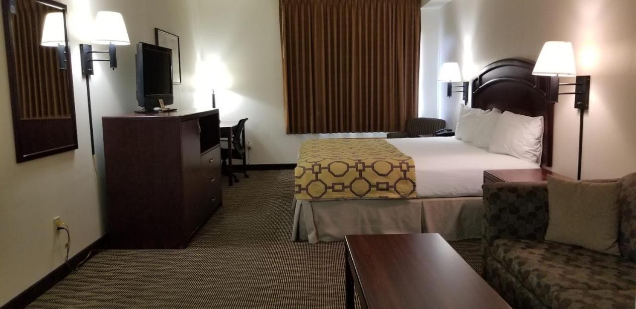 Hotel Baymont By Wyndham Harlan Esterno foto