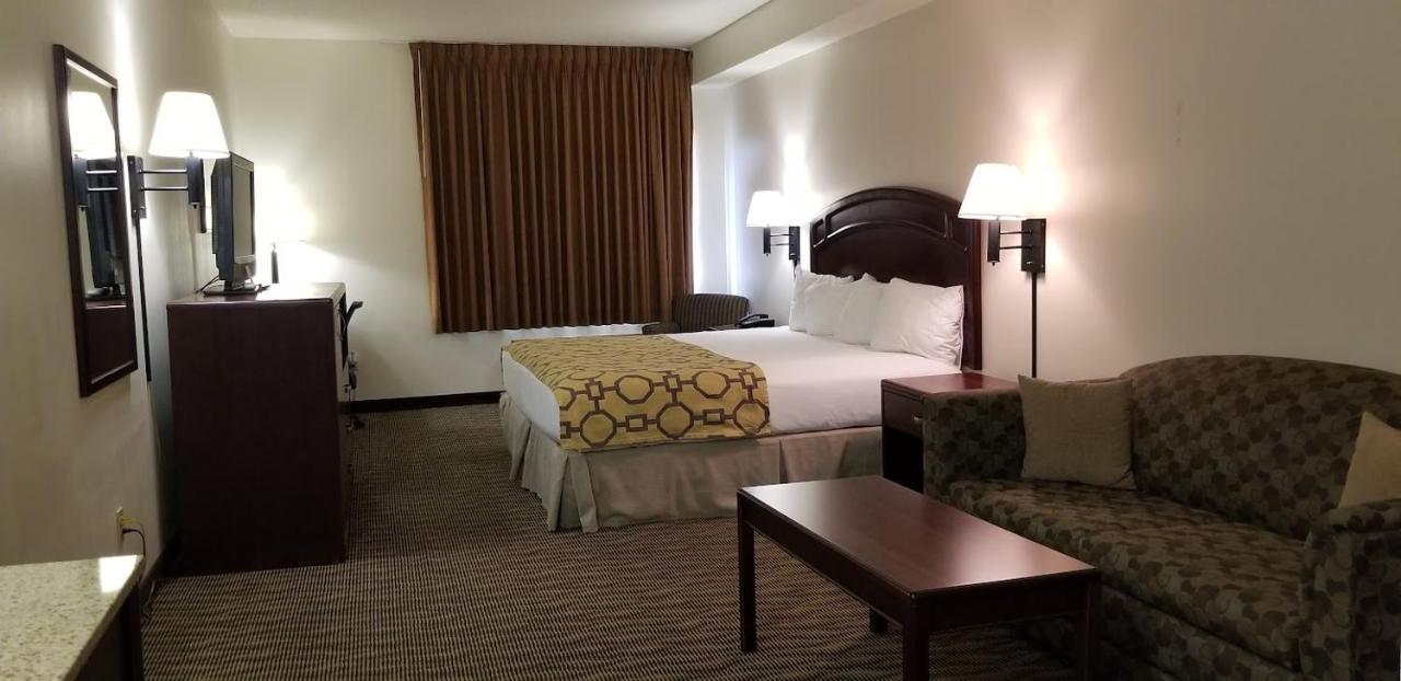 Hotel Baymont By Wyndham Harlan Esterno foto