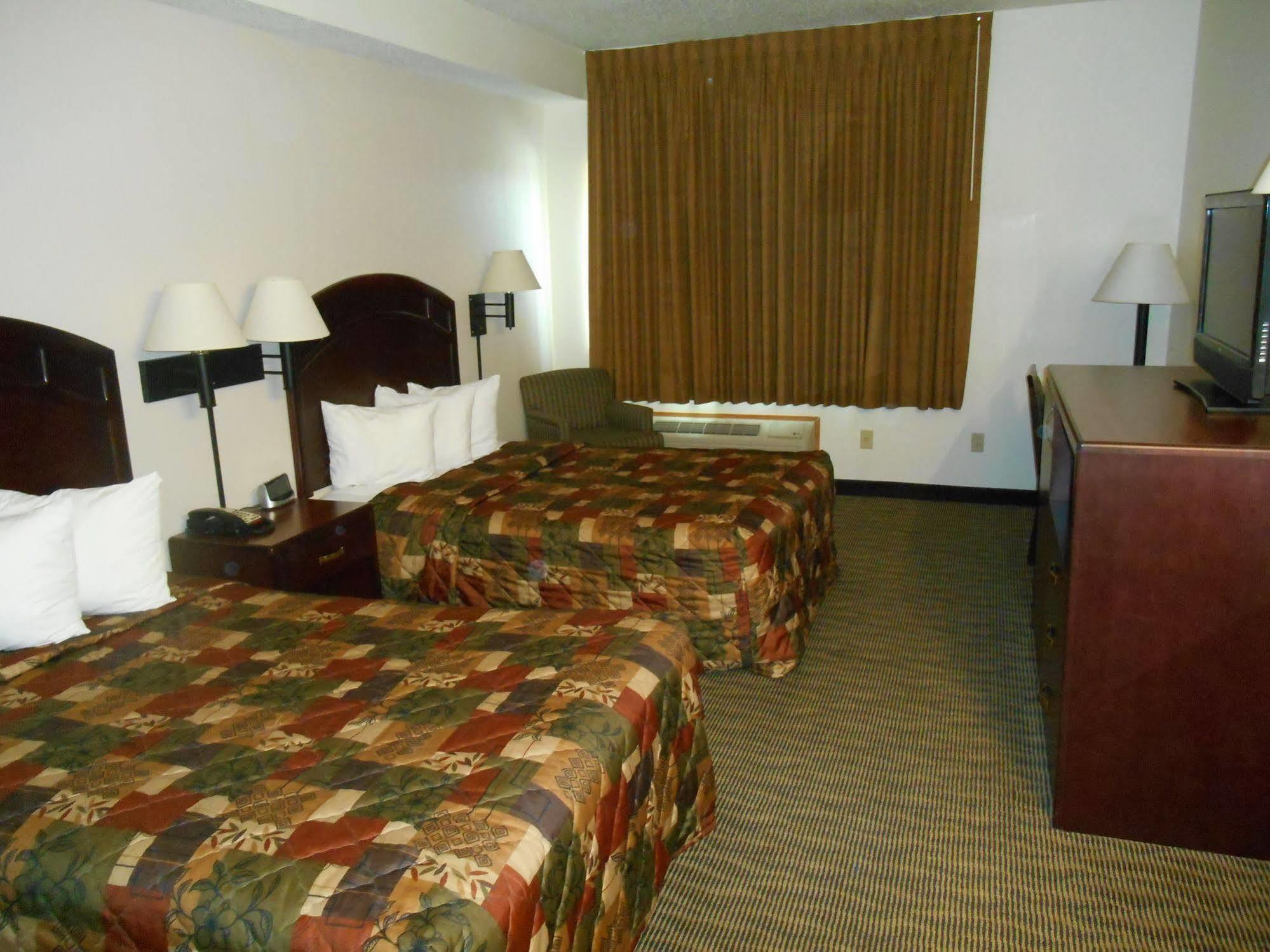 Hotel Baymont By Wyndham Harlan Esterno foto