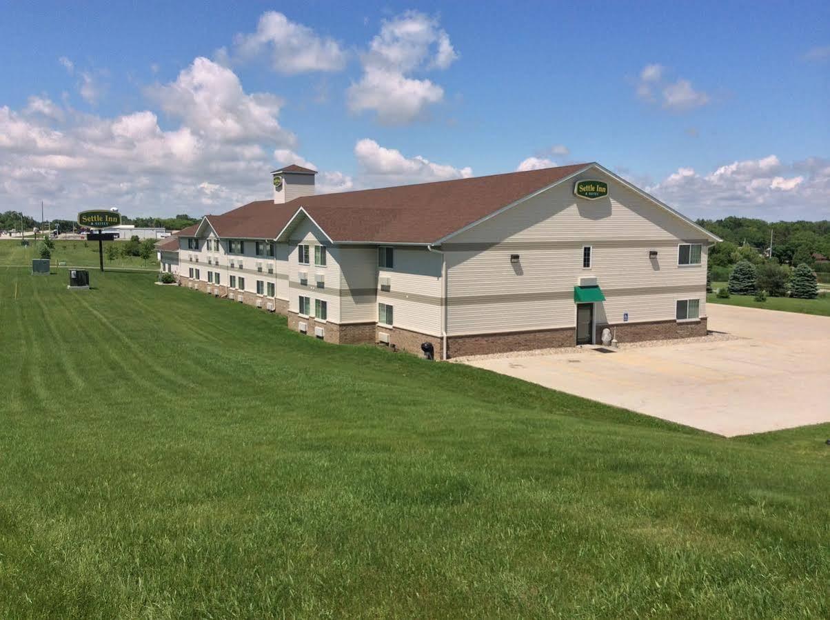 Hotel Baymont By Wyndham Harlan Esterno foto